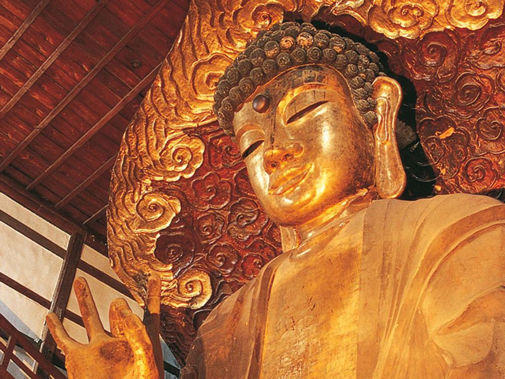 Miyako Hotel Gifu Nagaragawa Eksteriør billede The 16-metre (52 ft) high reclining Buddha at the temple